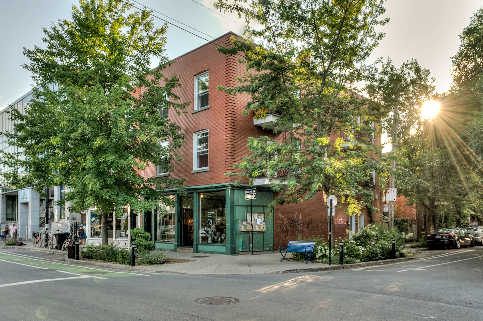 1395-1397 Laurier Est, Petite Laurier / Plateau Mont-Royal